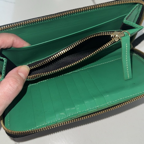 Clare V wallet 🖤 - Picture 6 of 7